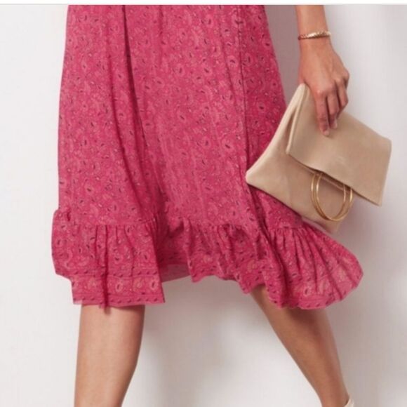 EVEREVE Elena Short Sleeve Floral V Neck MIdi Dress Pink Size Medium - Picture 5 of 14